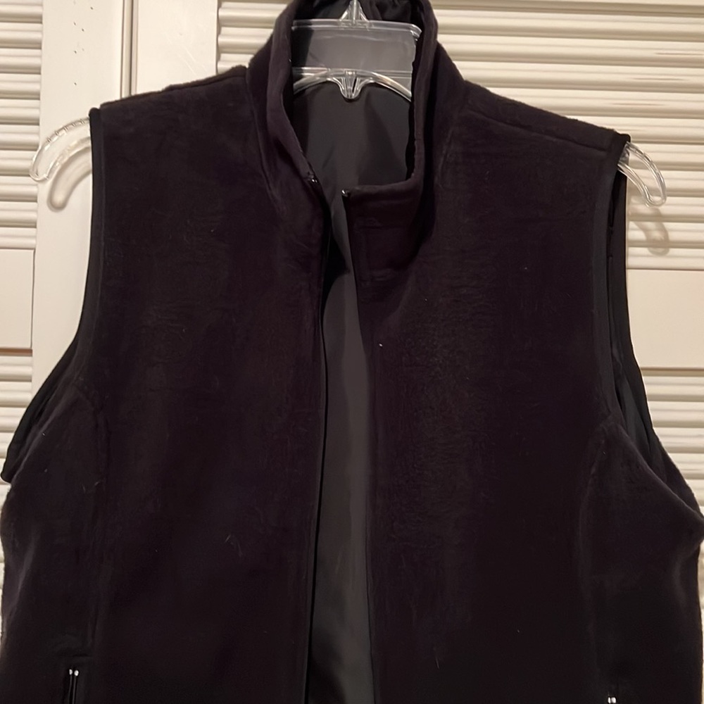LAVON Reversible Zip Vest - Picture 3 of 9